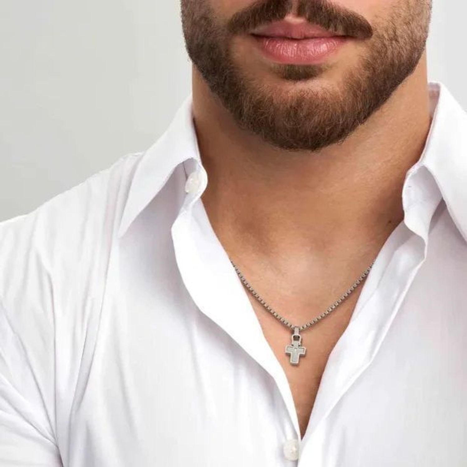 Naszyjnik stalowy męski Nomination Italy Manvision z krzyżem i białą cyrkonią 133005 001.png